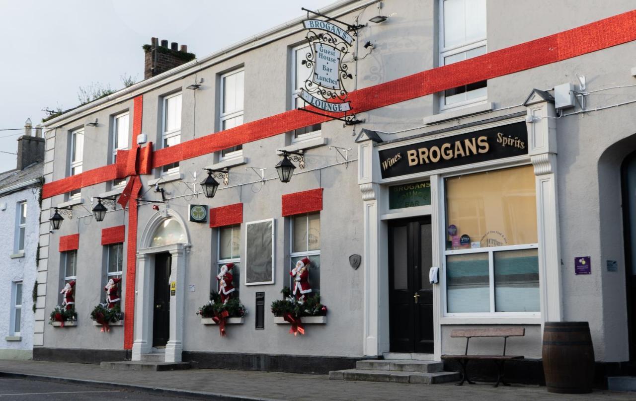 Brogans Bar & Hotel 特里姆 外观 照片